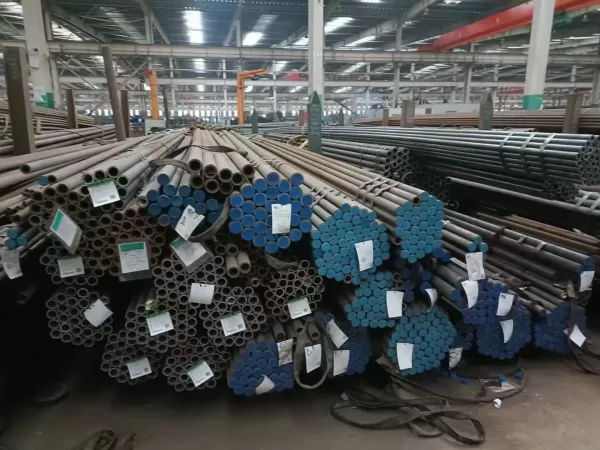 高压(低中压)锅炉及石化工业用小口径无缝钢管.jpg